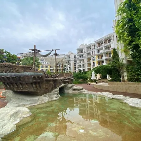 Bratanov Harmony Monte Carlo Apartment *
