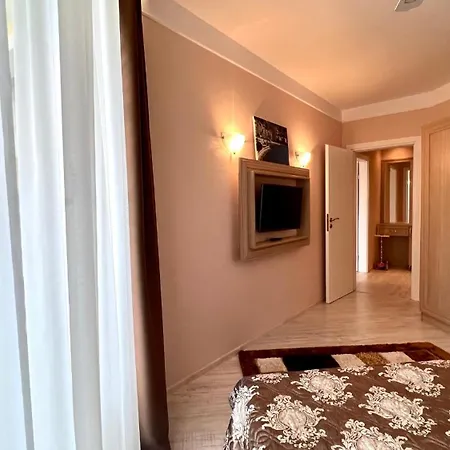 Bratanov Harmony Monte Carlo Apartment Sunny Beach
