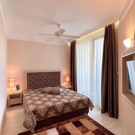 Bratanov Harmony Monte Carlo Apartment