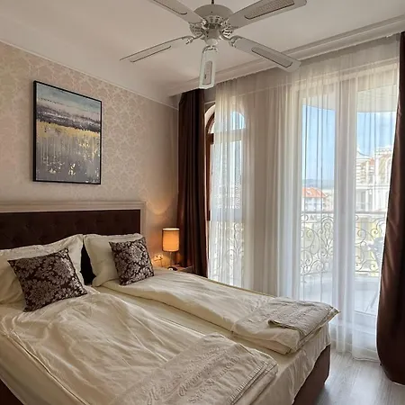 Bratanov Harmony Monte Carlo Apartamento