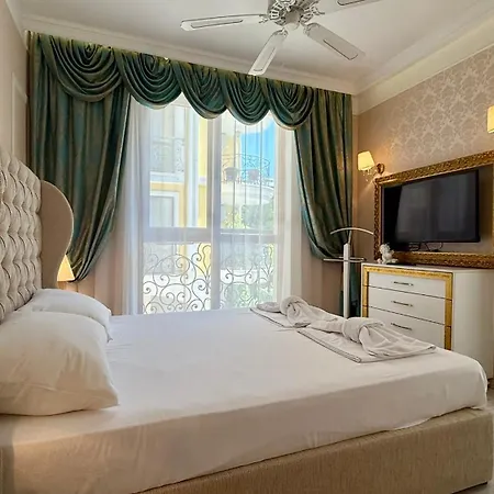 Bratanov Harmony Monte Carlo Apartment