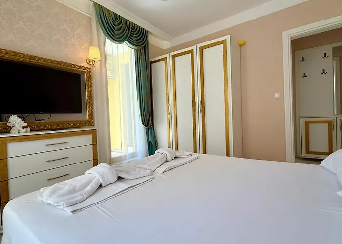 Апартаменты Bratanov Harmony Monte Carlo *